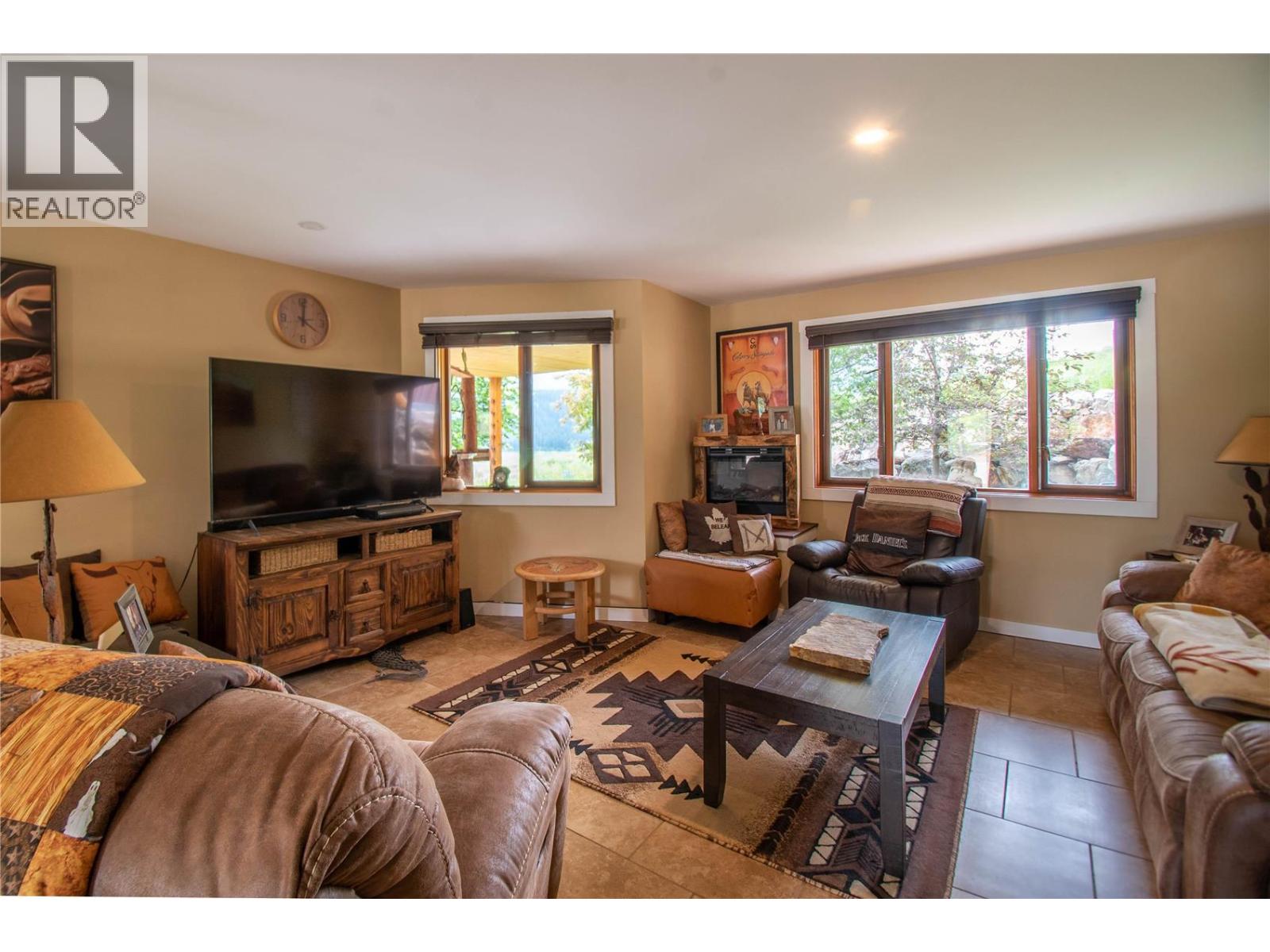 1225 Round Lake Road - 31