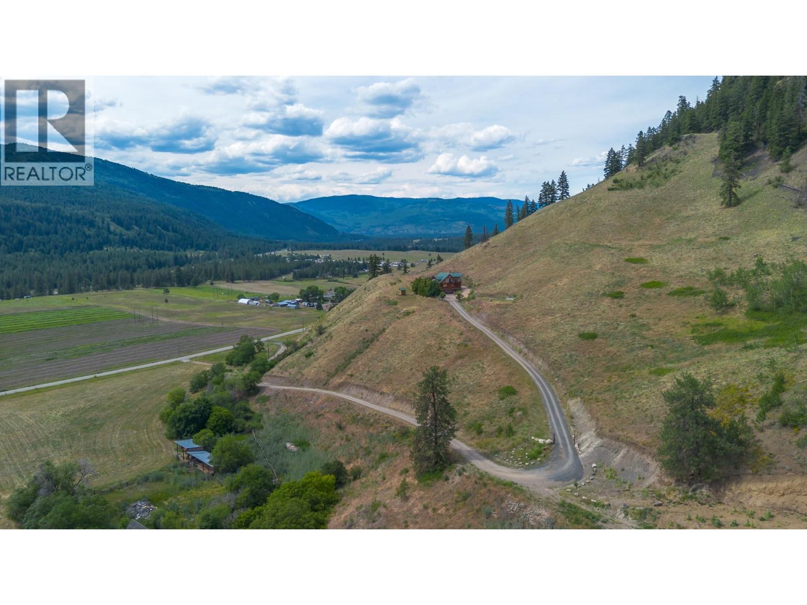1225 Round Lake Road - 53