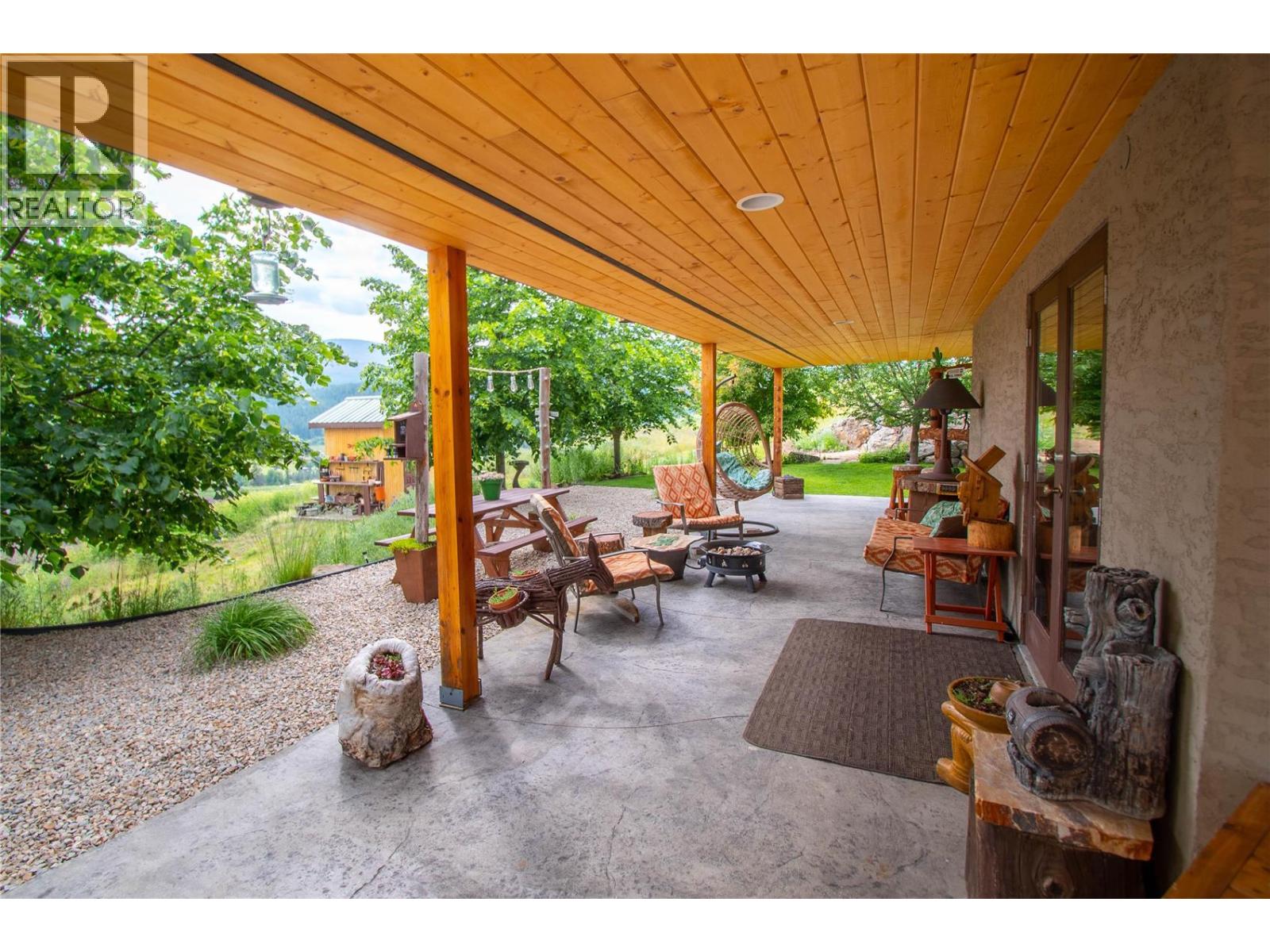 1225 Round Lake Road - 35