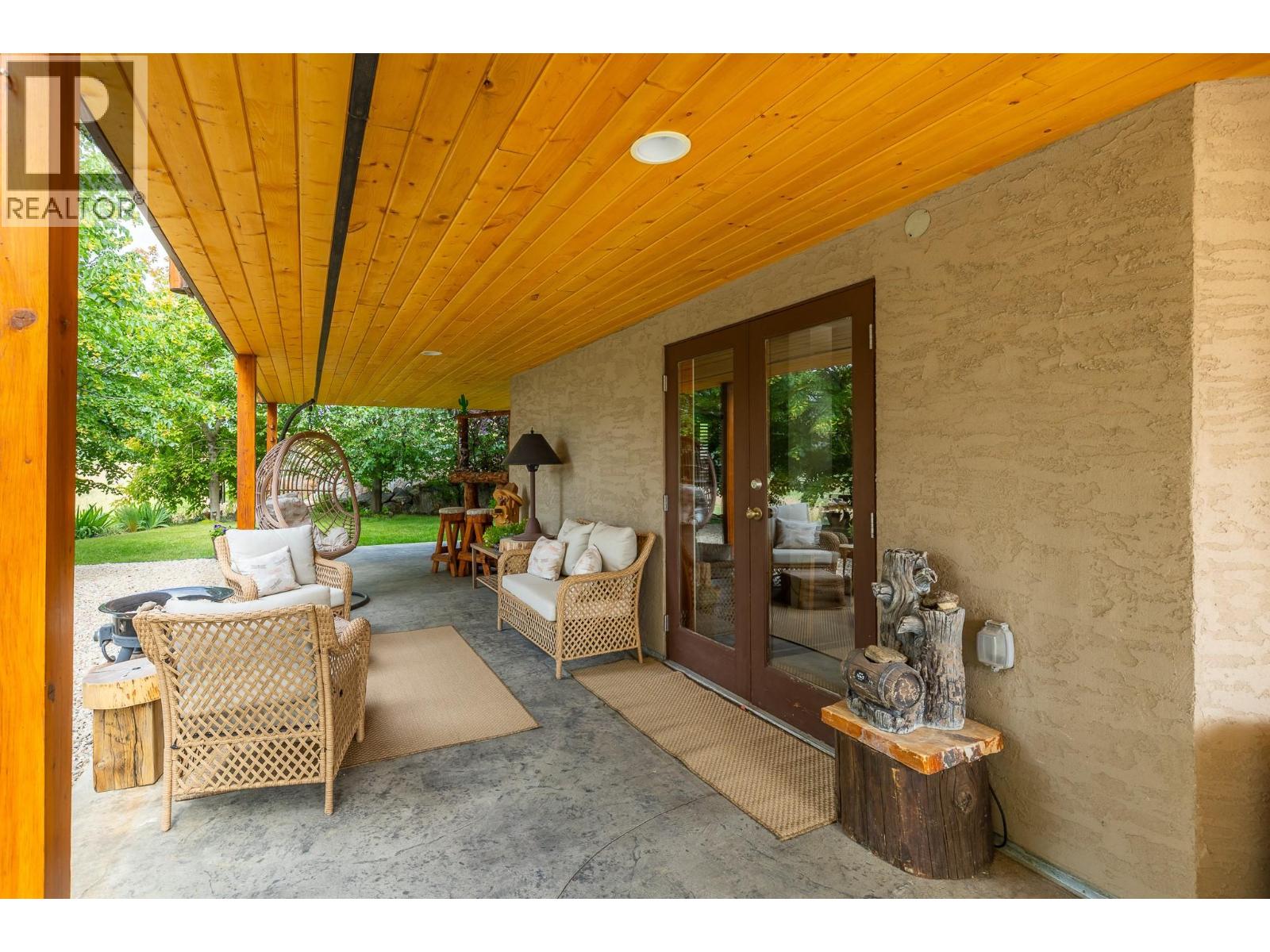 1225 Round Lake Road - 72