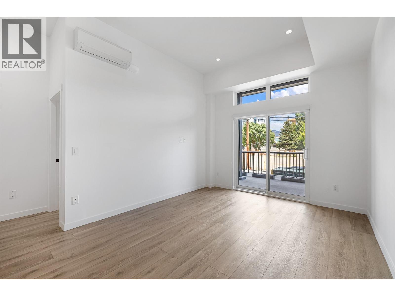 660 Cawston Avenue Unit# 111, Kelowna