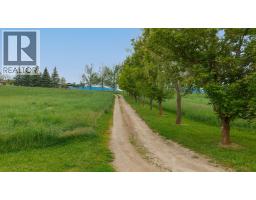 3319 Lloyd Road, Canyon, BC V0B1C1 Photo 43