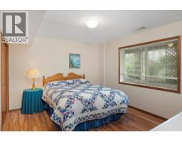 3319 Lloyd Road, Canyon, BC V0B1C1 Photo 26