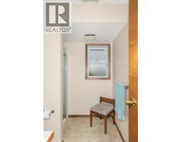 3319 Lloyd Road, Canyon, BC V0B1C1 Photo 28