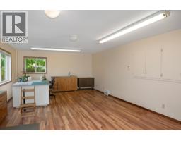 3319 Lloyd Road, Canyon, BC V0B1C1 Photo 31