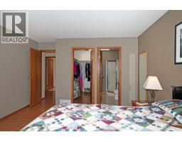 3319 Lloyd Road, Canyon, BC V0B1C1 Photo 18