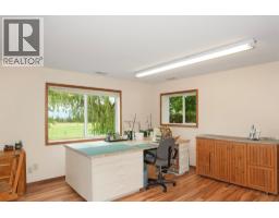 3319 Lloyd Road, Canyon, BC V0B1C1 Photo 33