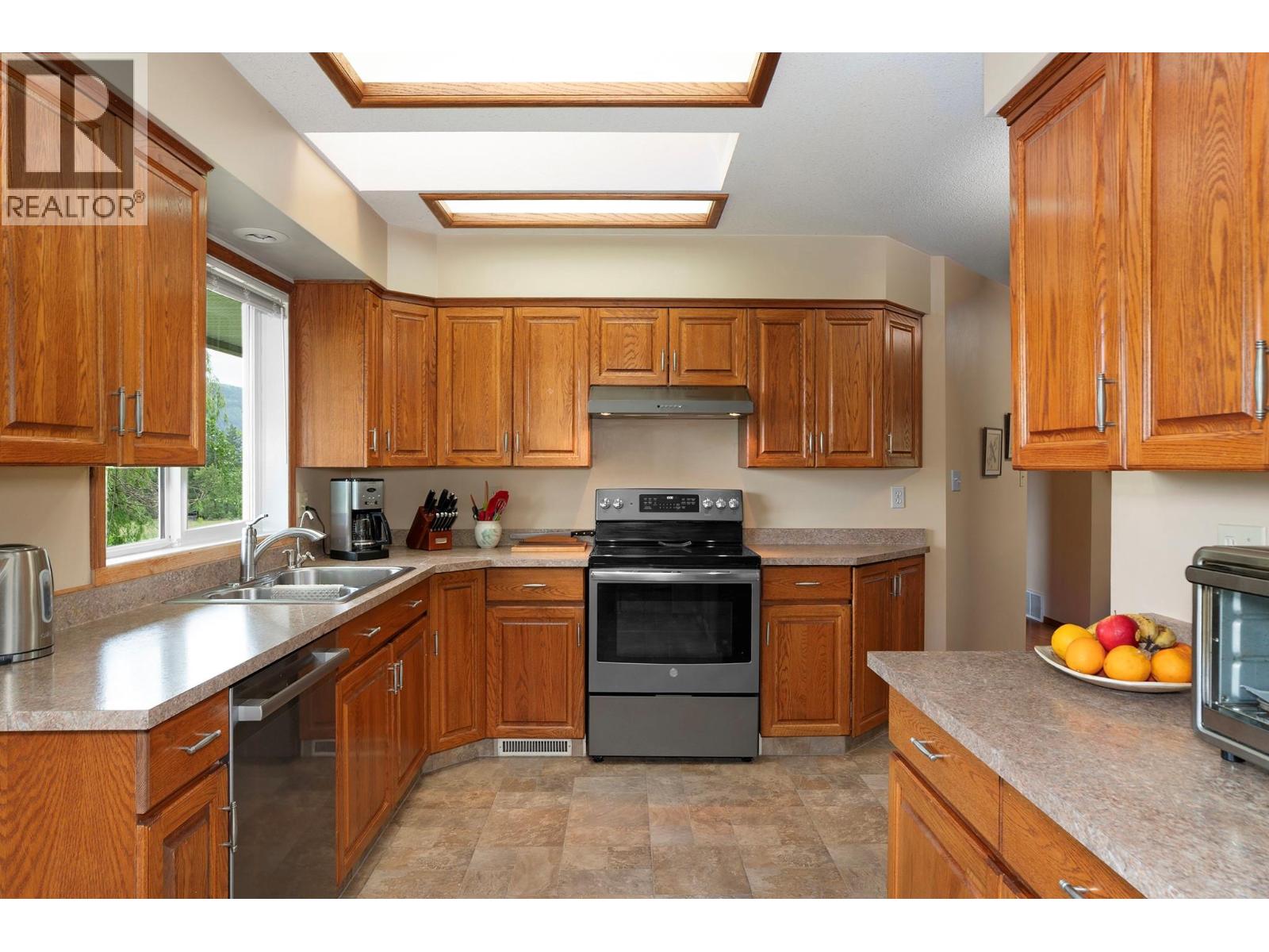 3319 Lloyd Road - 10