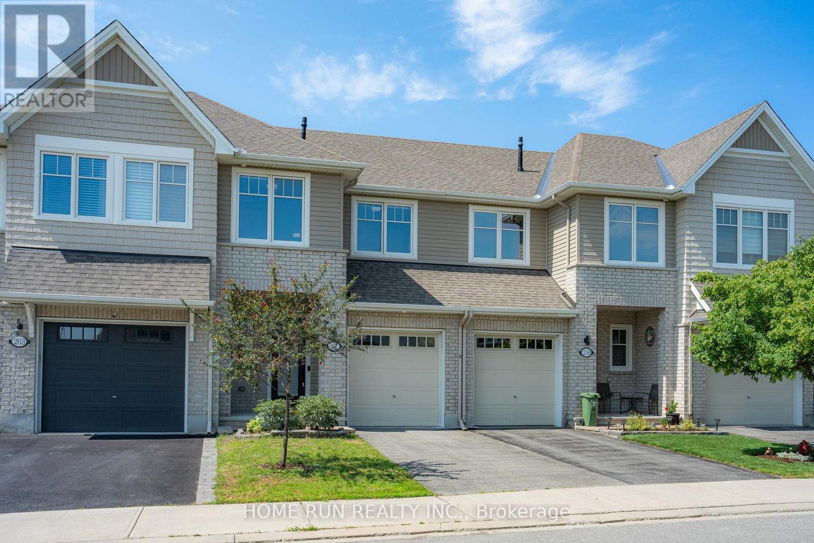 261 BRAMBLING WAY - 1