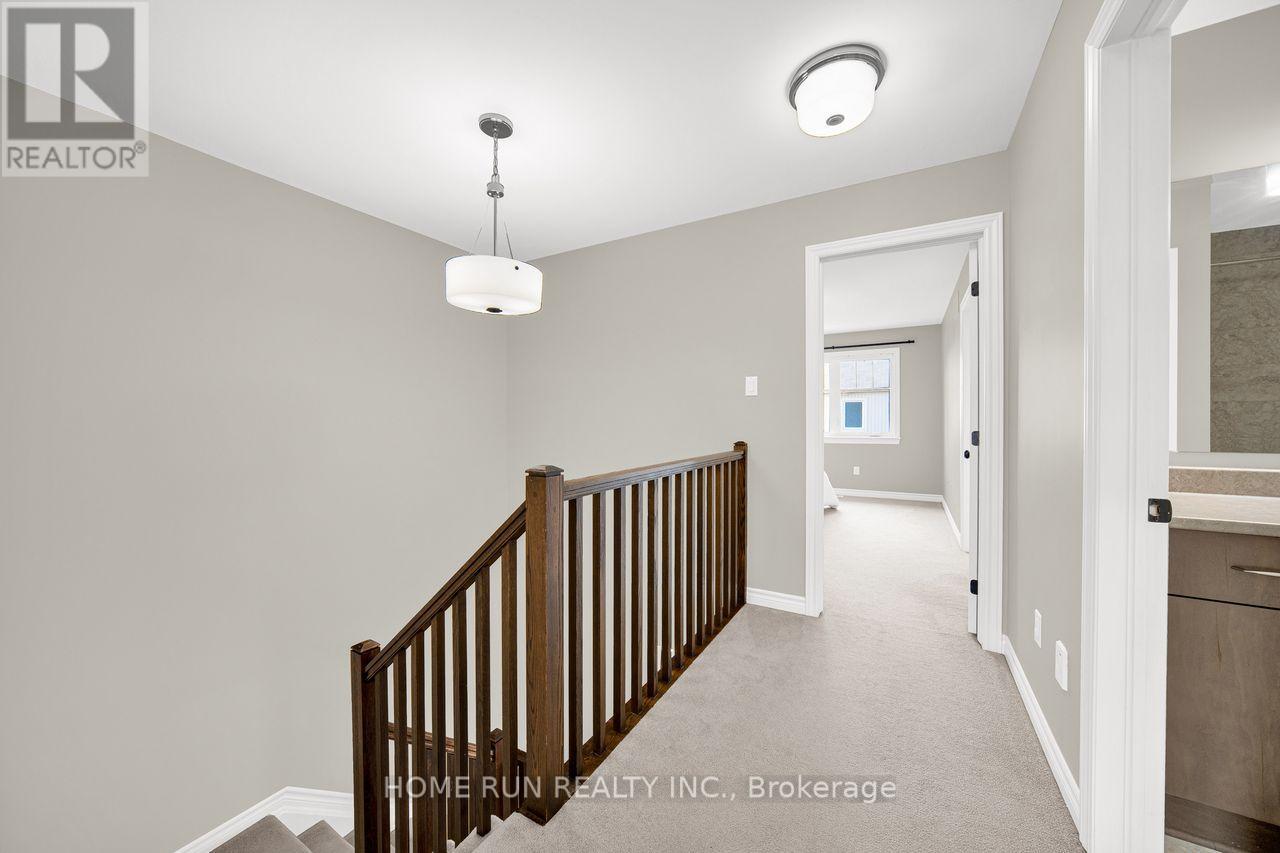261 BRAMBLING WAY - 24