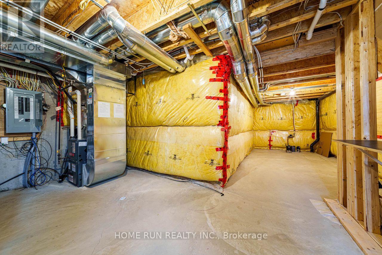 261 BRAMBLING WAY - 41