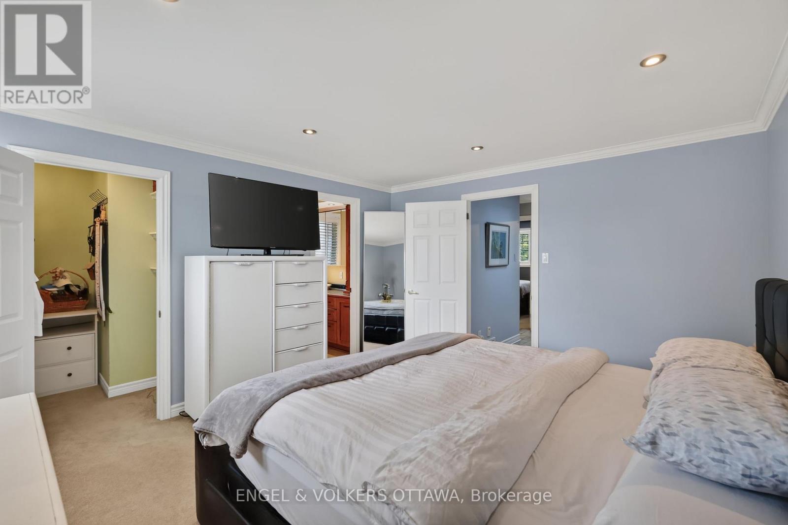 1 BLUERIDGE COURT - 27