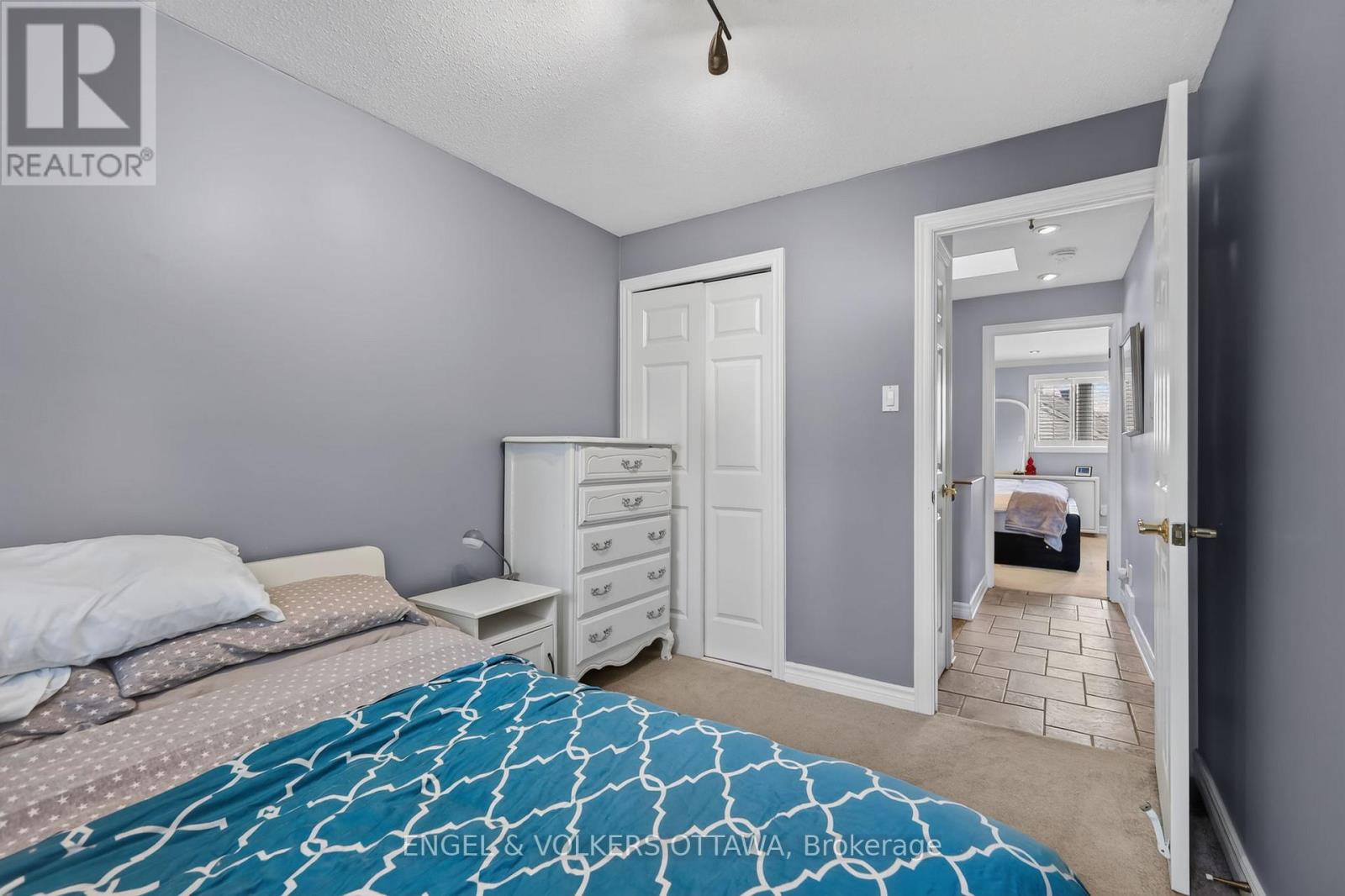 1 BLUERIDGE COURT - 33