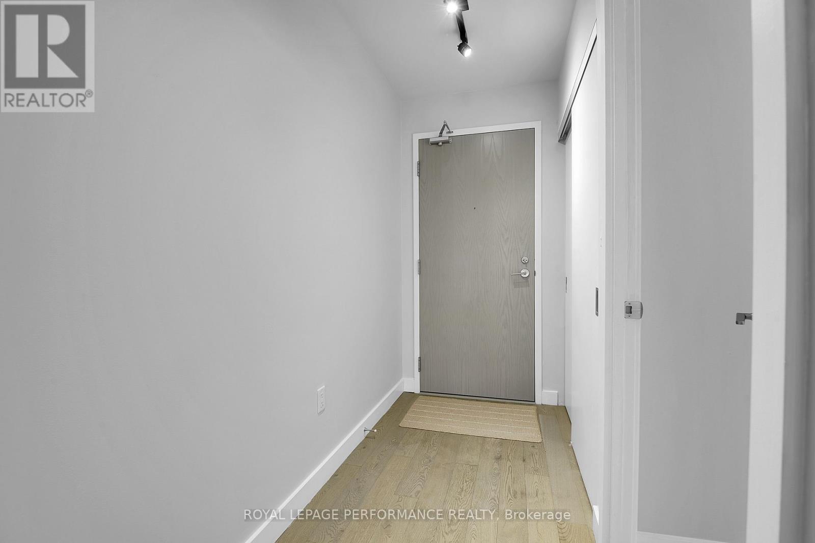 #708 224 LYON STREET N - 9