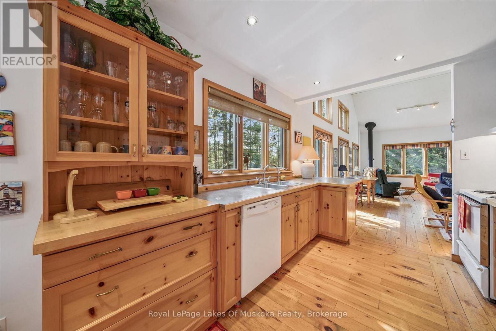 1117 CRAFTSMAN DRIVE - 15
