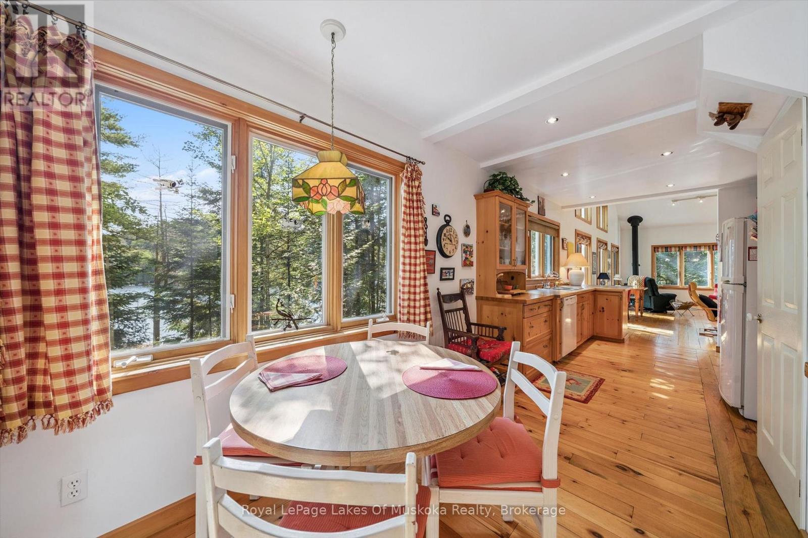 1117 CRAFTSMAN DRIVE - 22