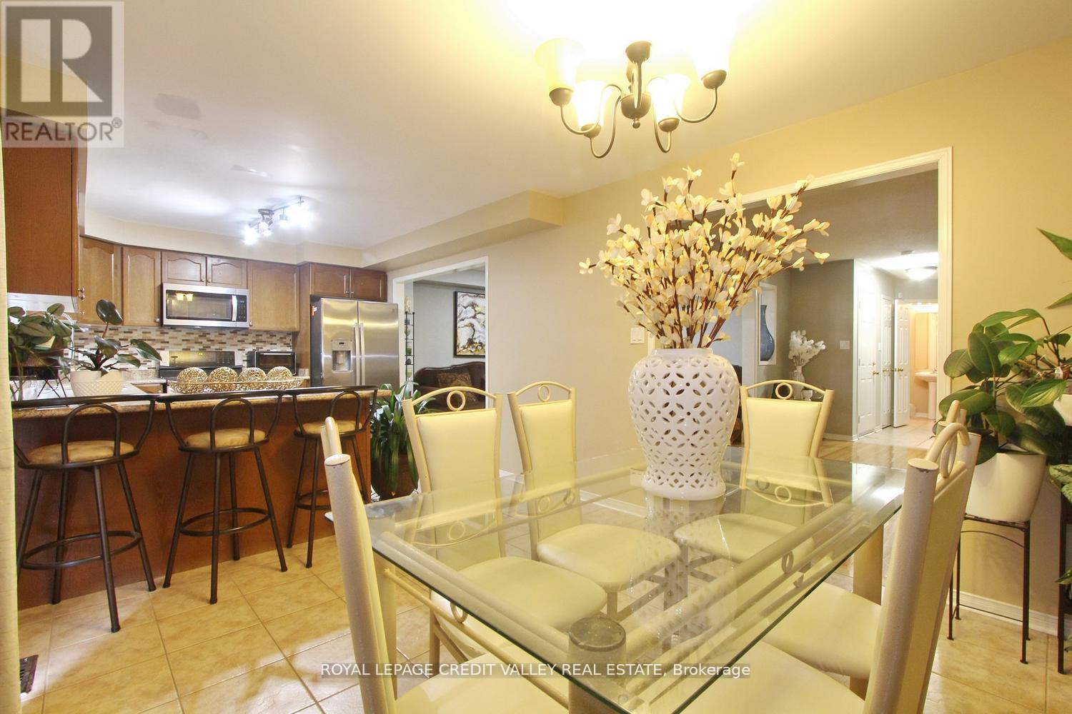 4 KANATA ROAD - 22