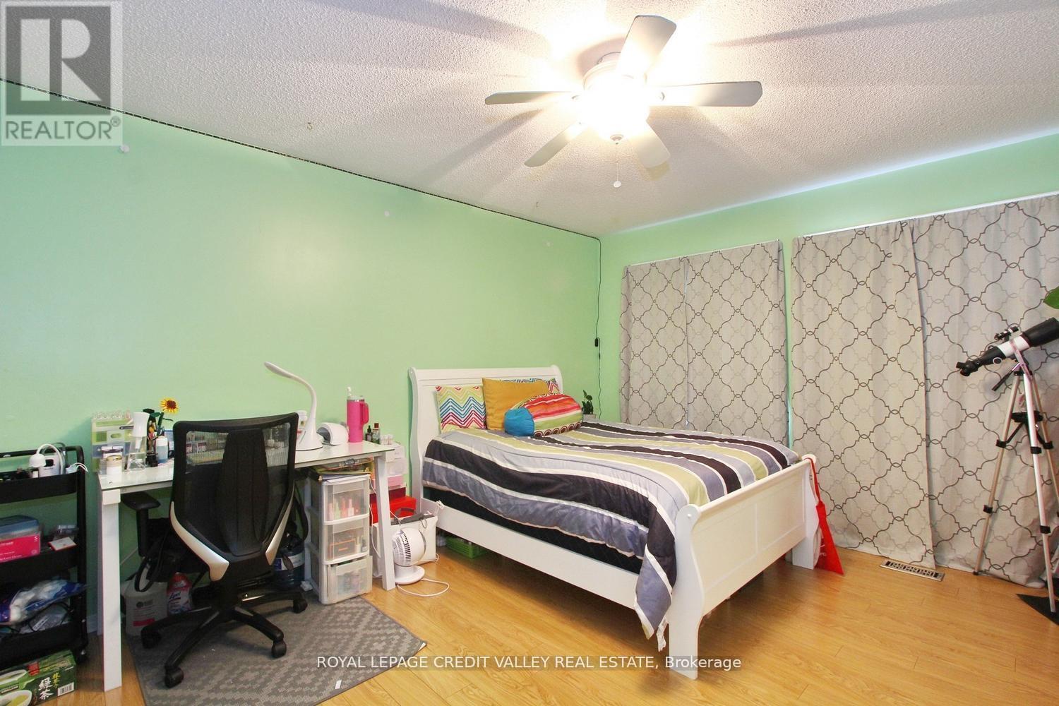 4 KANATA ROAD - 29