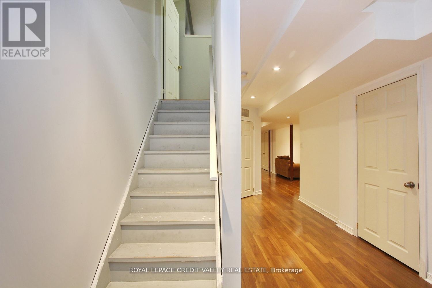 4 KANATA ROAD - 38