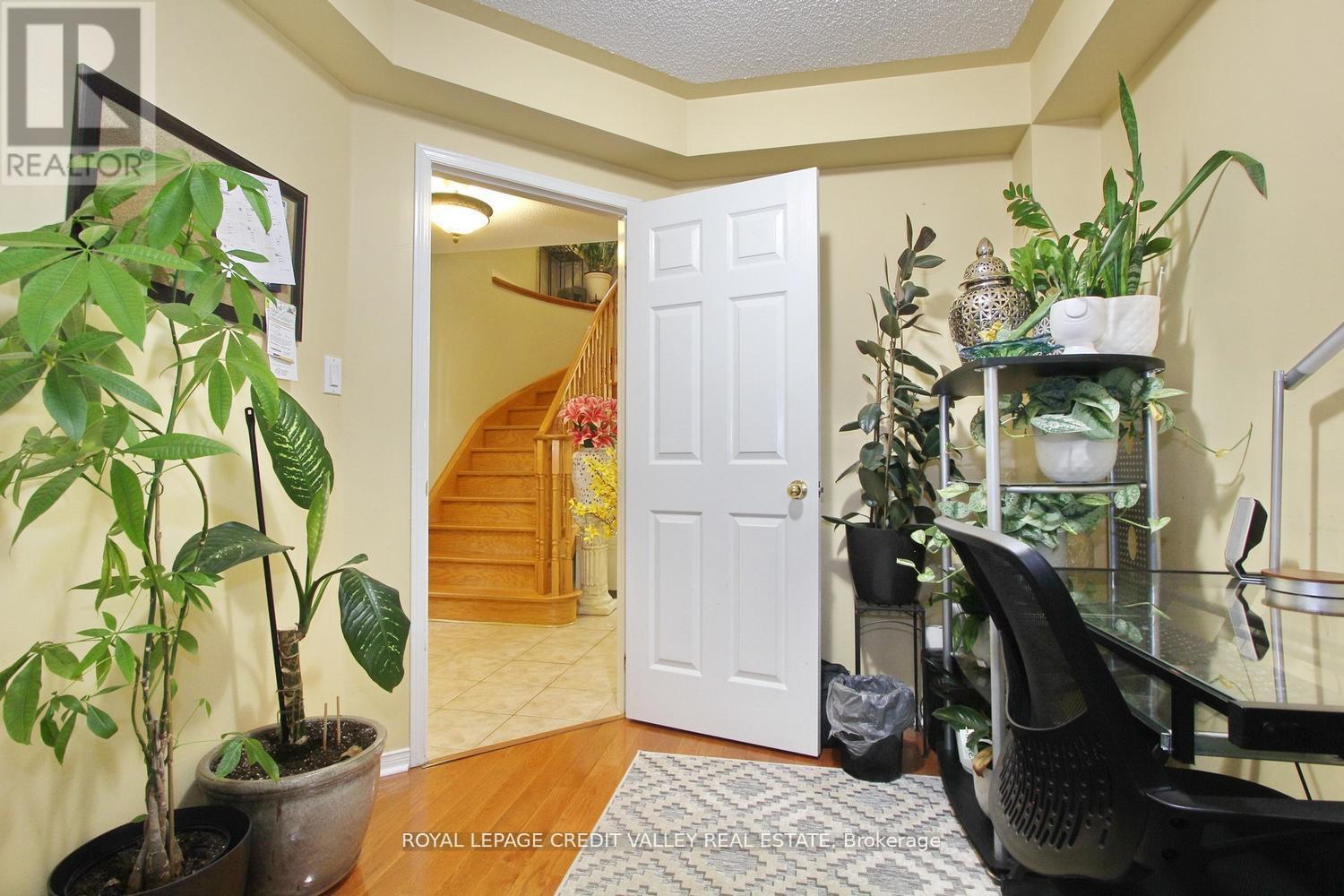 4 KANATA ROAD - 7