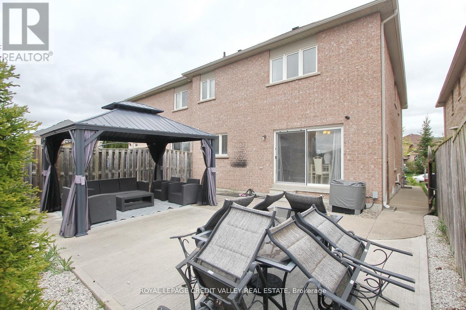 4 KANATA ROAD - 49