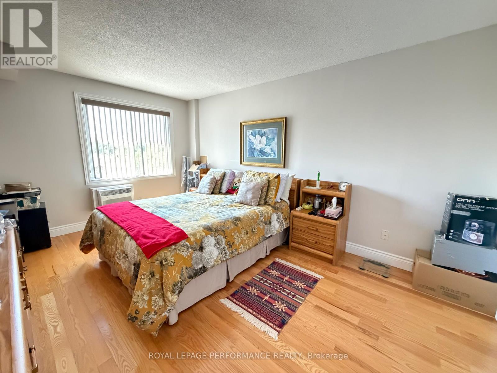 #507 225 ALVIN ROAD - 17