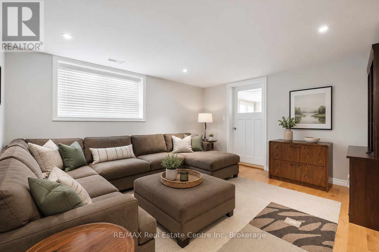 7459 BOYCE DRIVE - 18