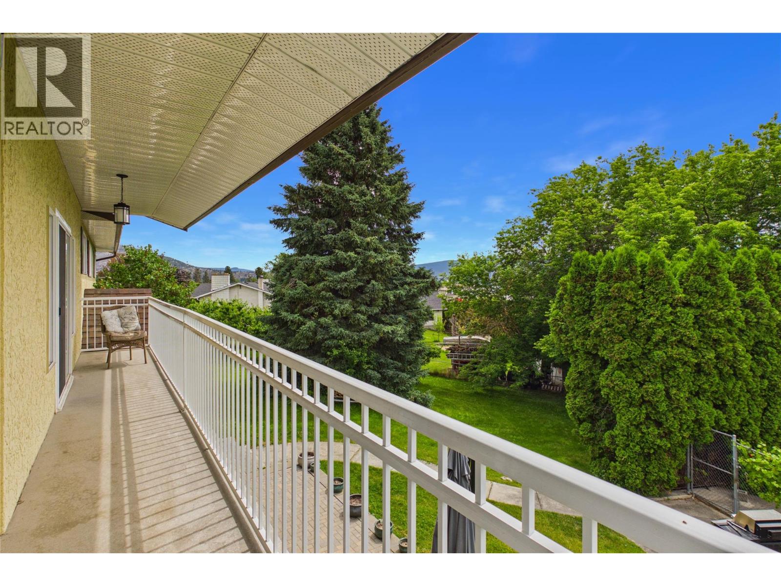 2483 Chieftain Road - 12