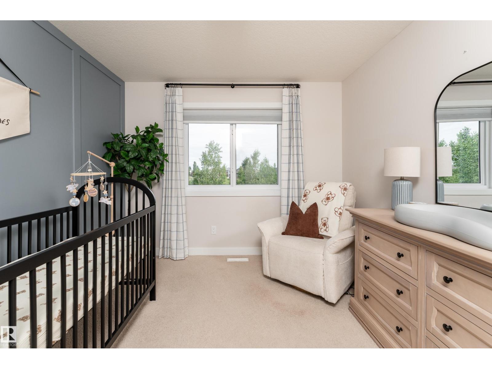 584 MEADOWVIEW DR - 36