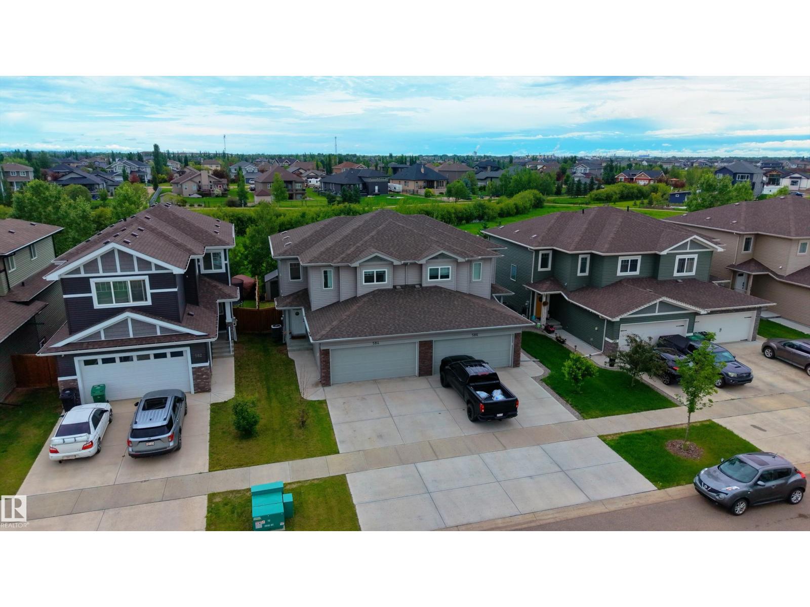 584 MEADOWVIEW DR - 43