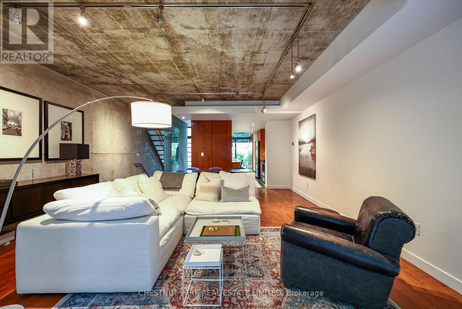271 MUTUAL STREET - 9
