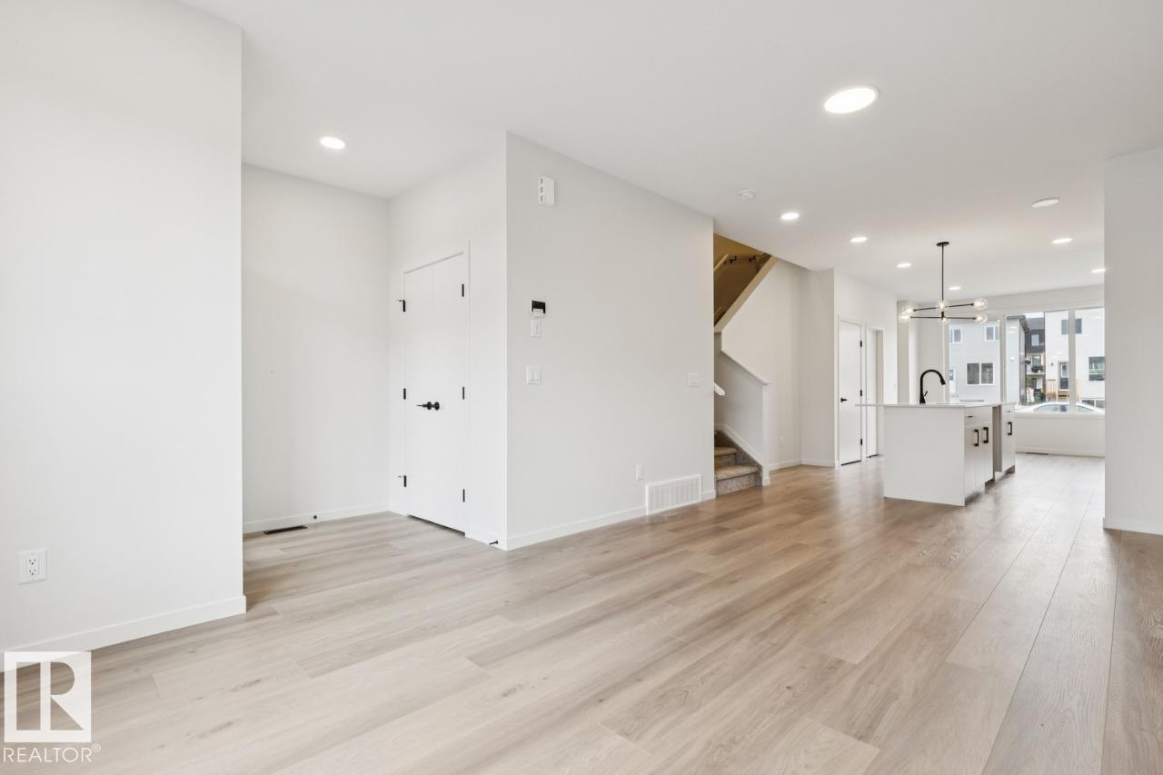 7450 KLAPSTEIN CR SW - 6