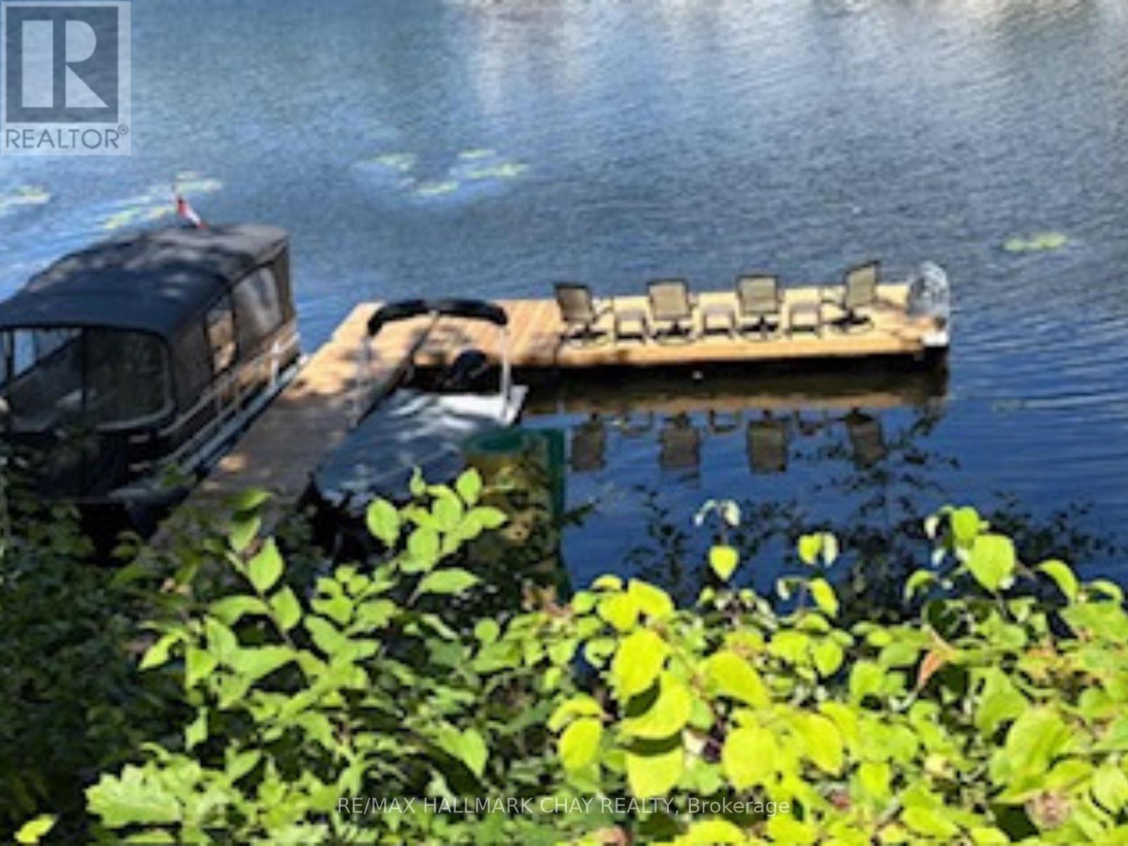 3285 ROCKCLIFFE COURT - 2