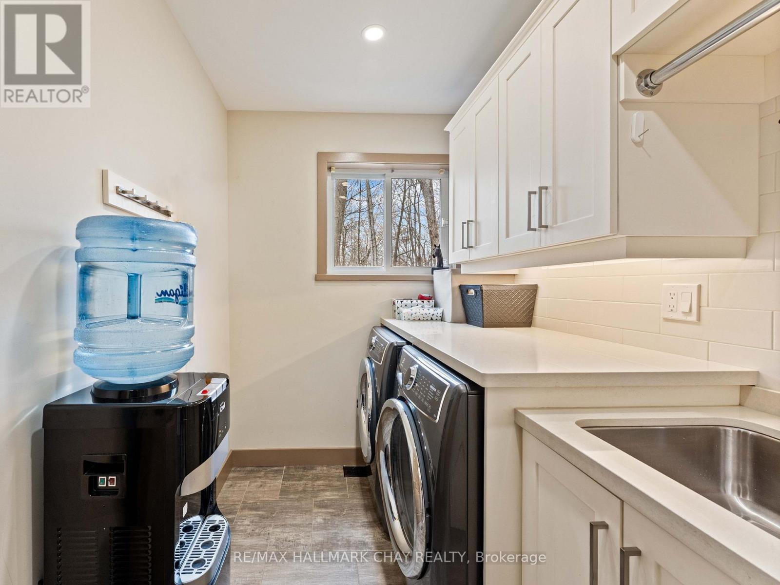 3285 ROCKCLIFFE COURT - 30