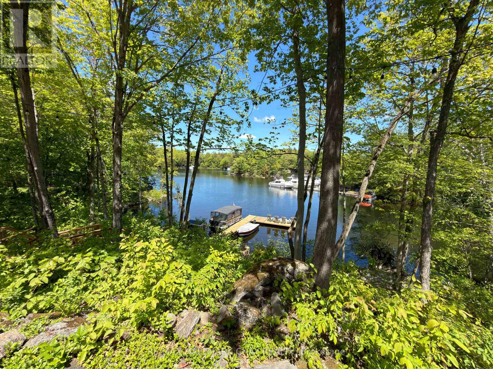 3285 ROCKCLIFFE COURT - 4