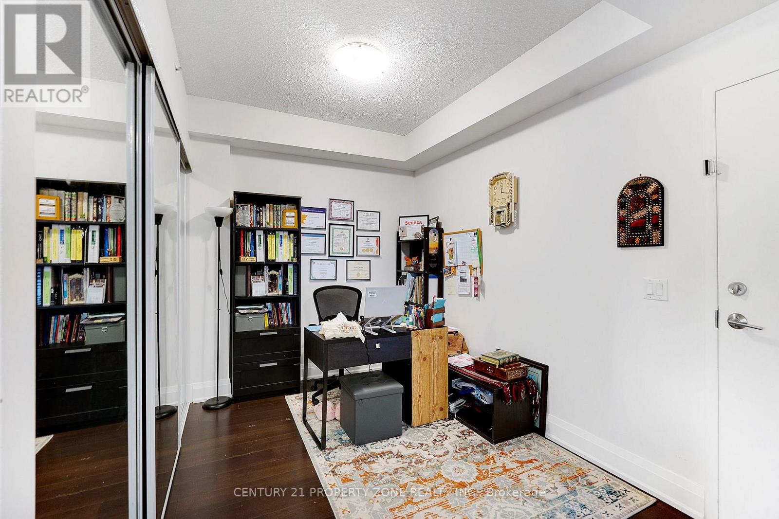 #219 8302 ISLINGTON AVENUE - 6