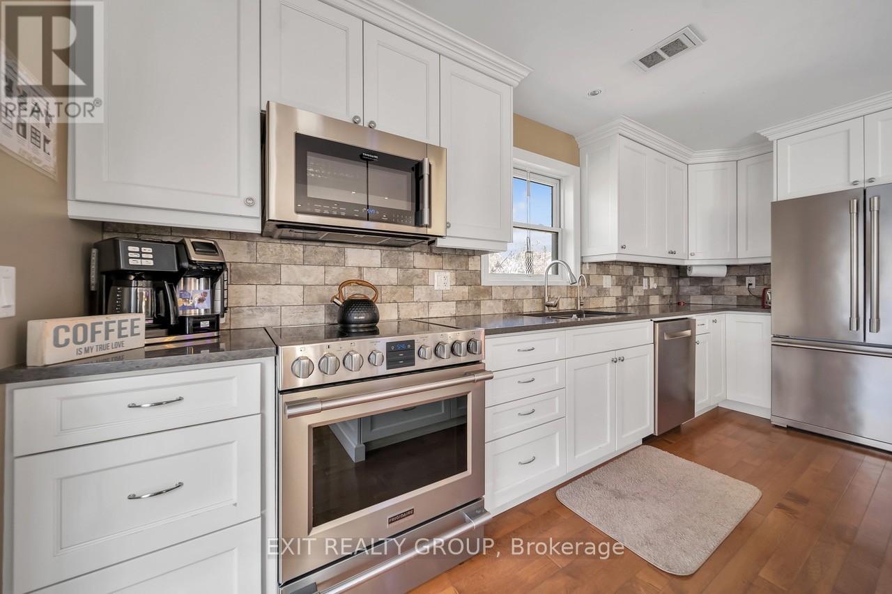 1531 FOXBORO STIRLING ROAD - 17