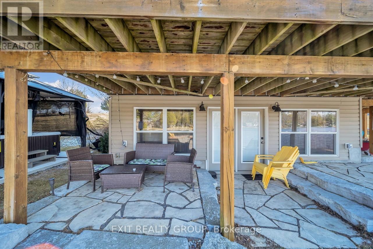1531 FOXBORO STIRLING ROAD - 41