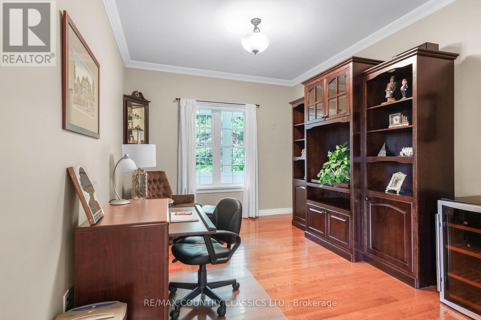 18 WILSON LANE - 16