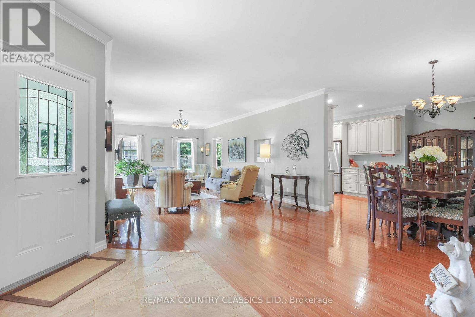 18 WILSON LANE - 8