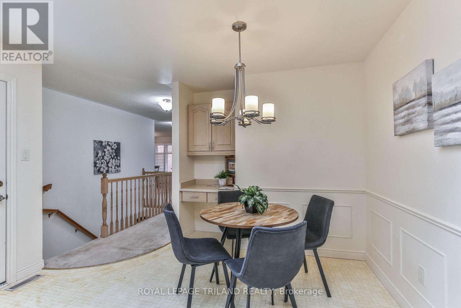 #8 60 ROSECLIFFE CRESCENT - 13