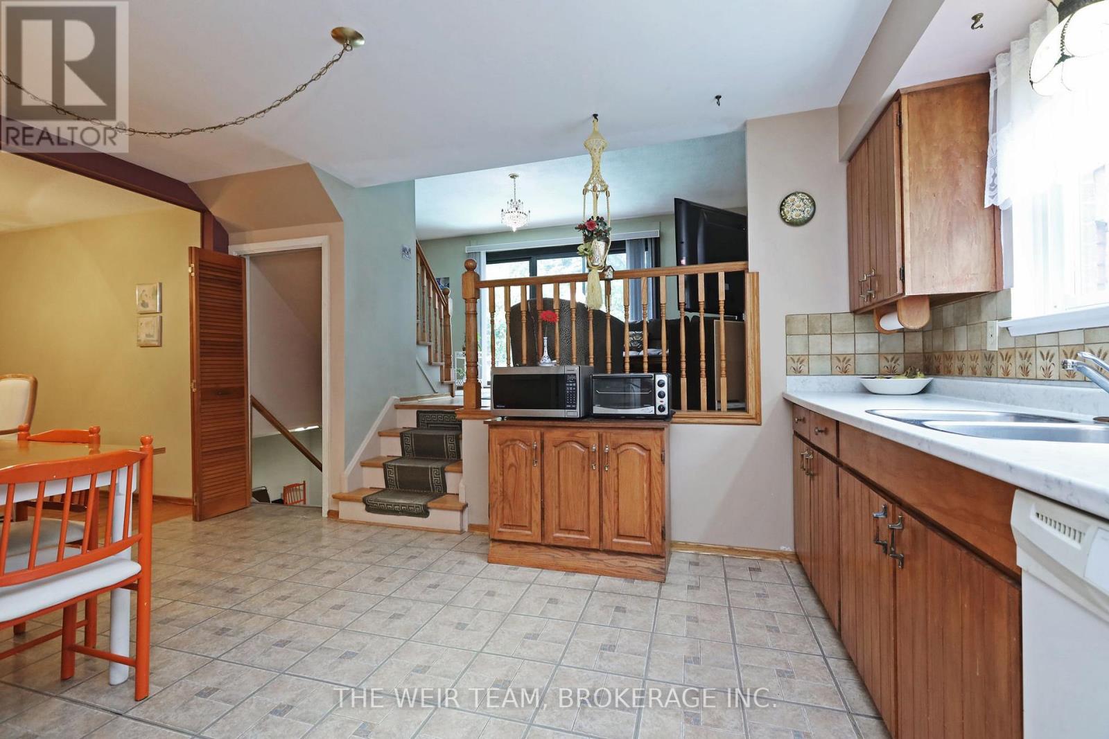 1577 OTTERBY ROAD - 14