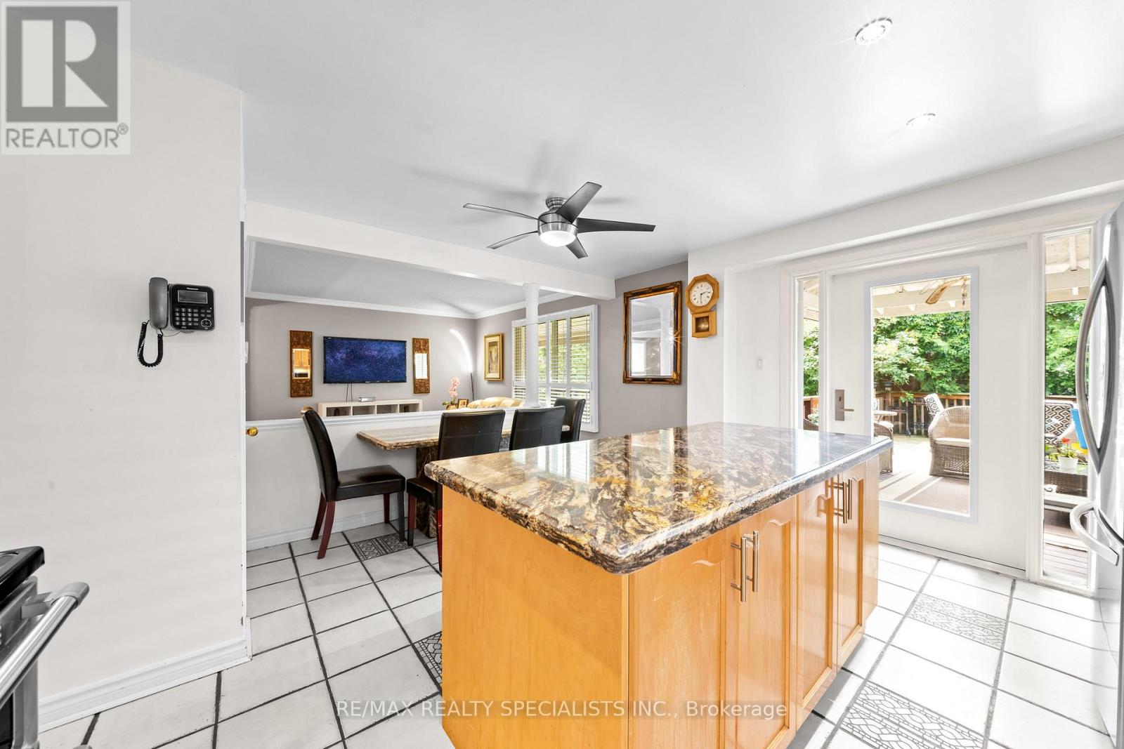 1004 QUEENSBRIDGE DRIVE - 12