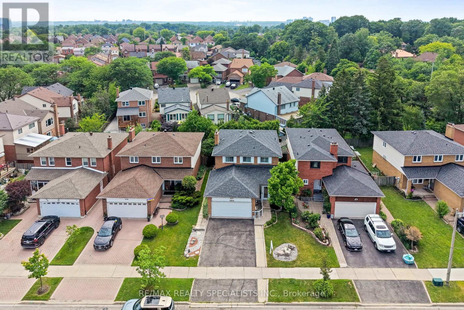 1004 QUEENSBRIDGE DRIVE - 2
