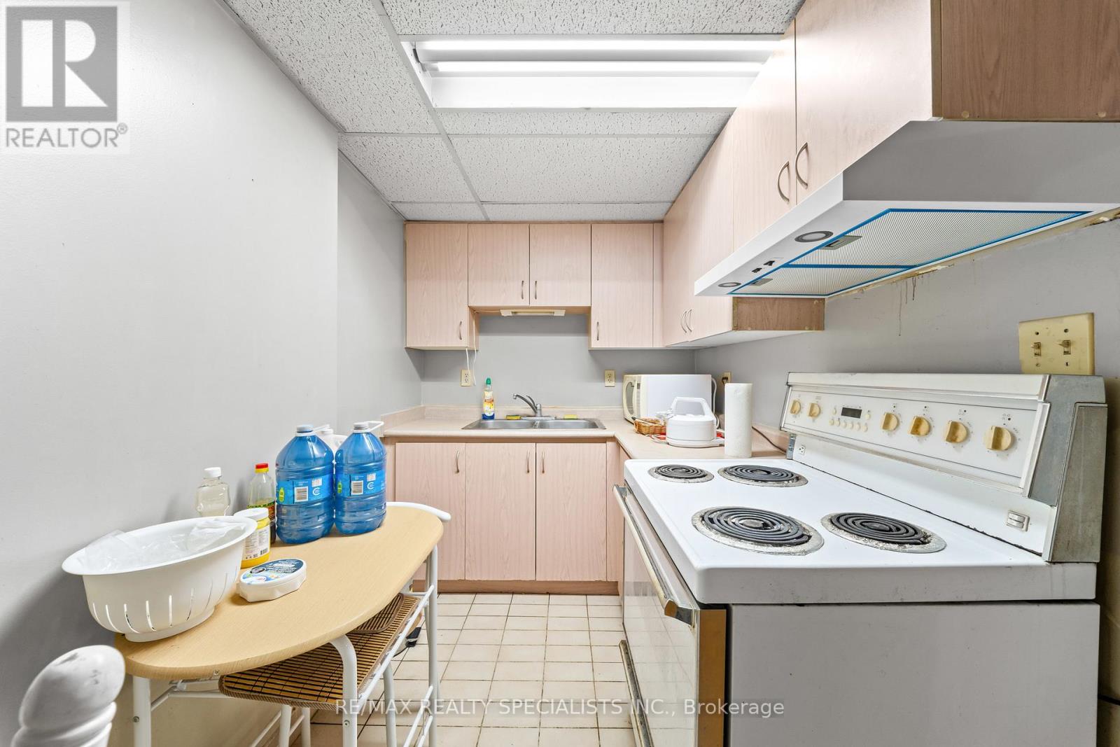 1004 QUEENSBRIDGE DRIVE - 26