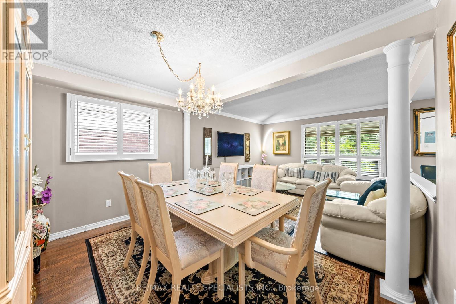 1004 QUEENSBRIDGE DRIVE - 8