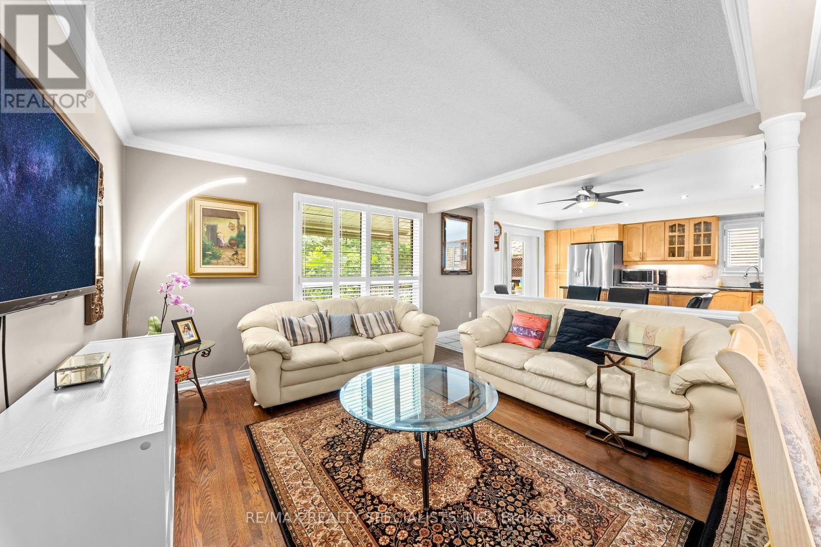 1004 QUEENSBRIDGE DRIVE - 9