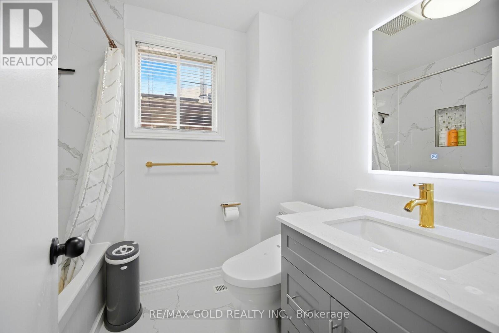 18 MCGRAW AVENUE - 16