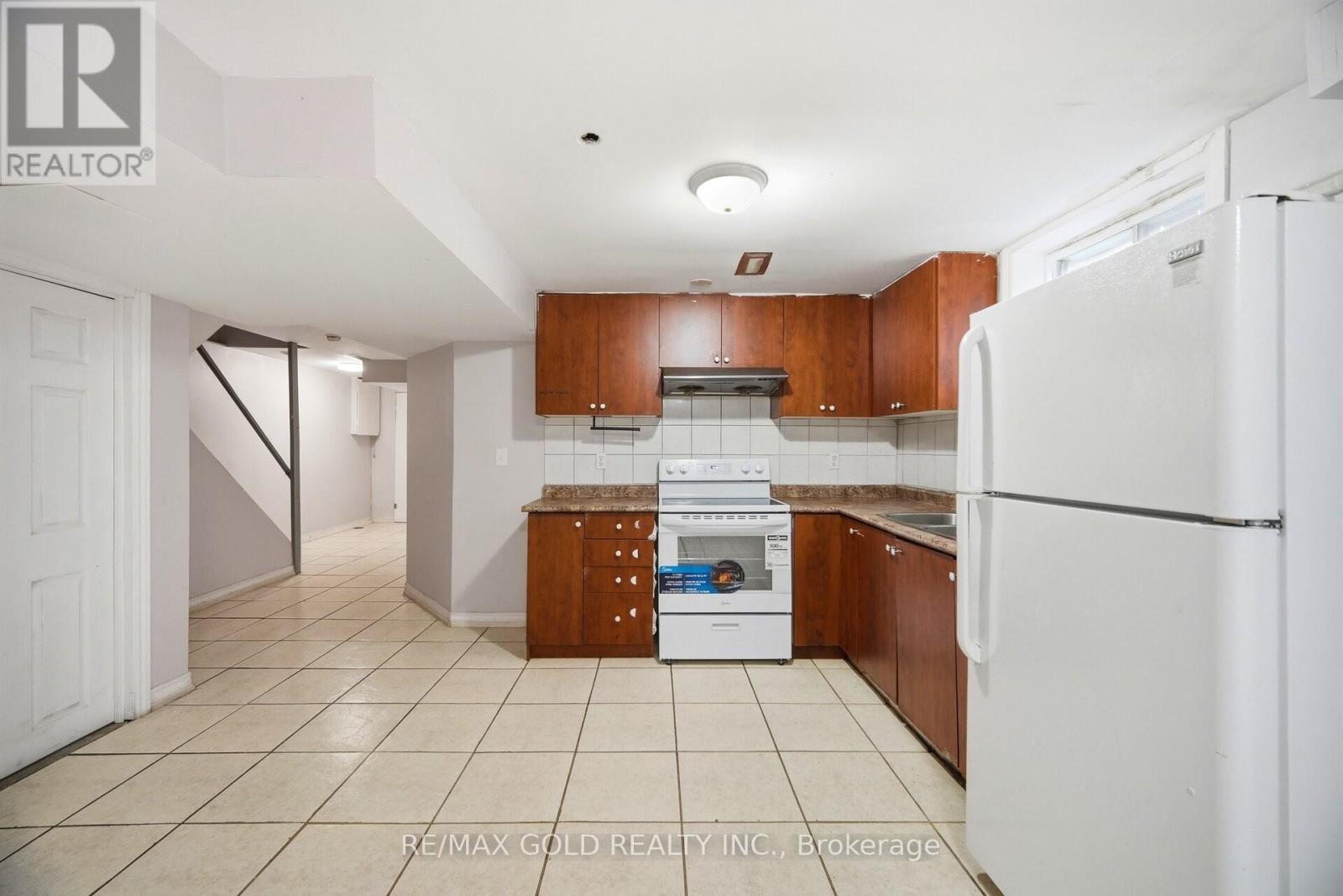 18 MCGRAW AVENUE - 22