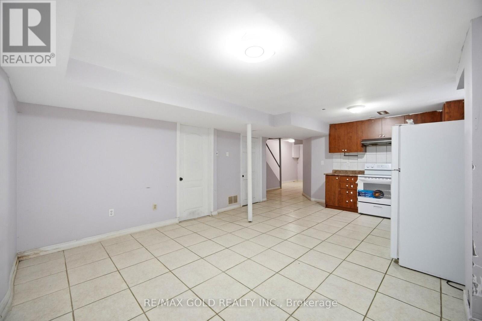 18 MCGRAW AVENUE - 24